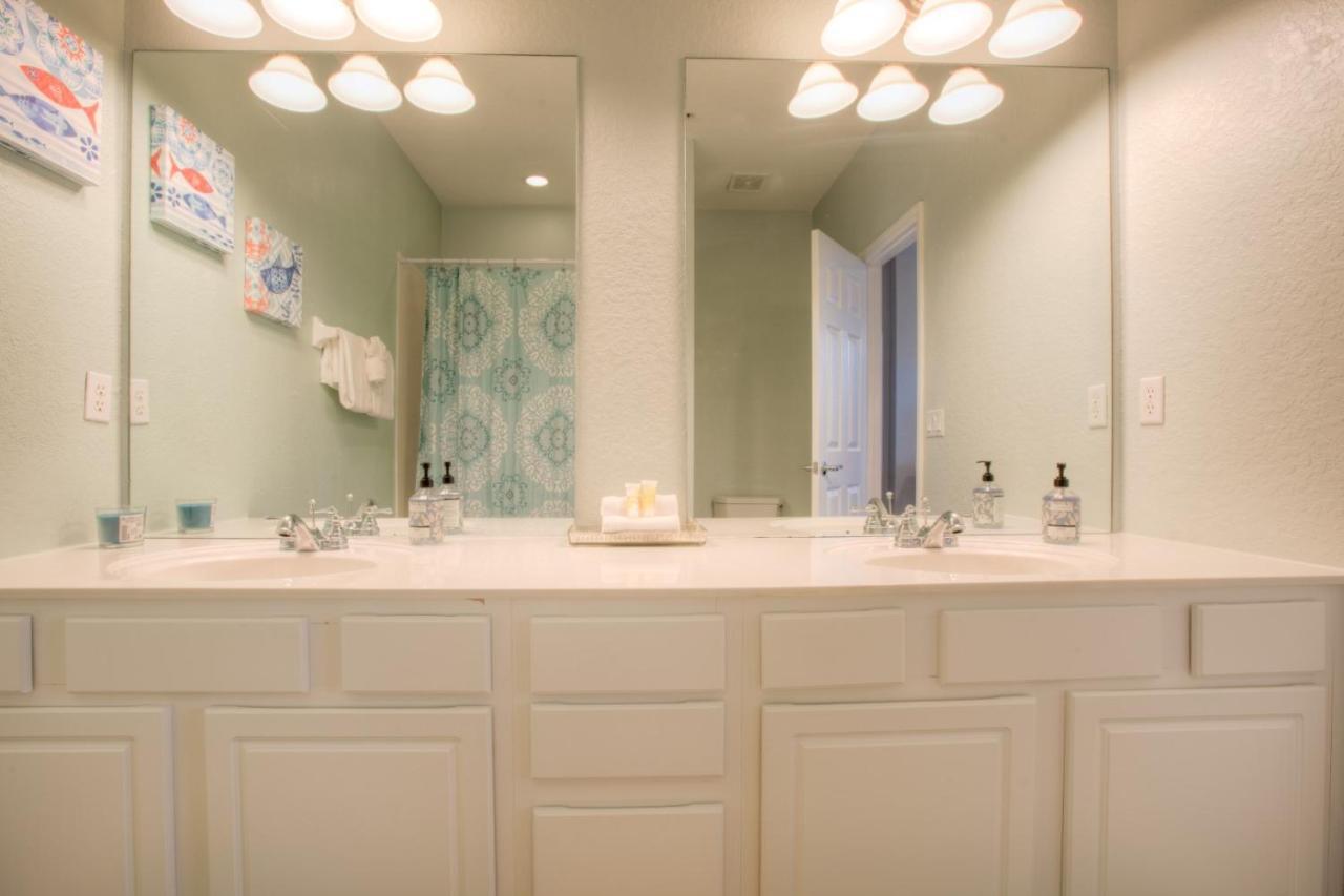 Cozy Townhome In Vista Cay Resort W Garage Kissimmee Eksteriør bilde